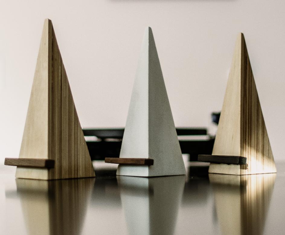 Pyramid Vinyl Display