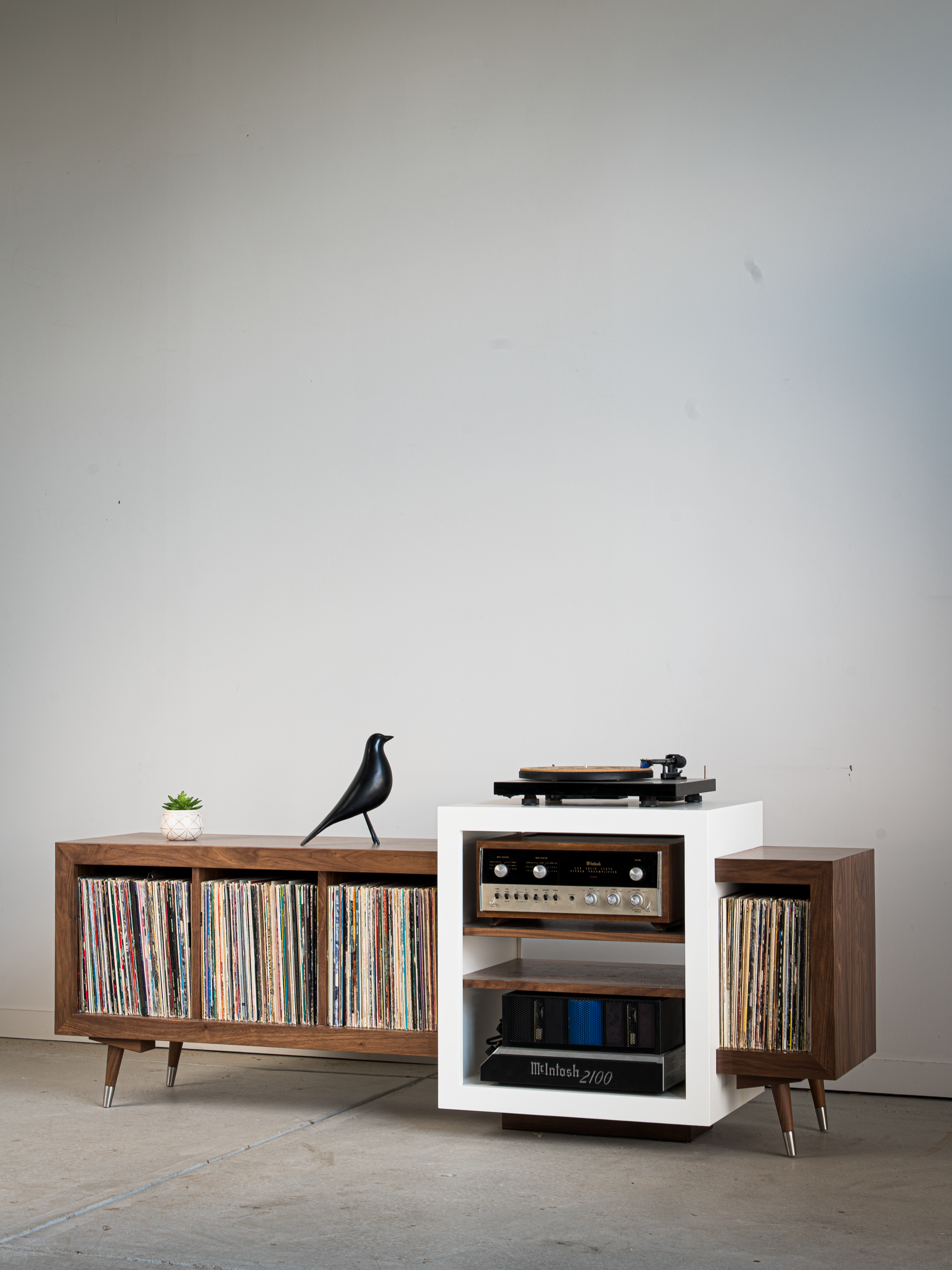 Cervantes Stereo Cabinet