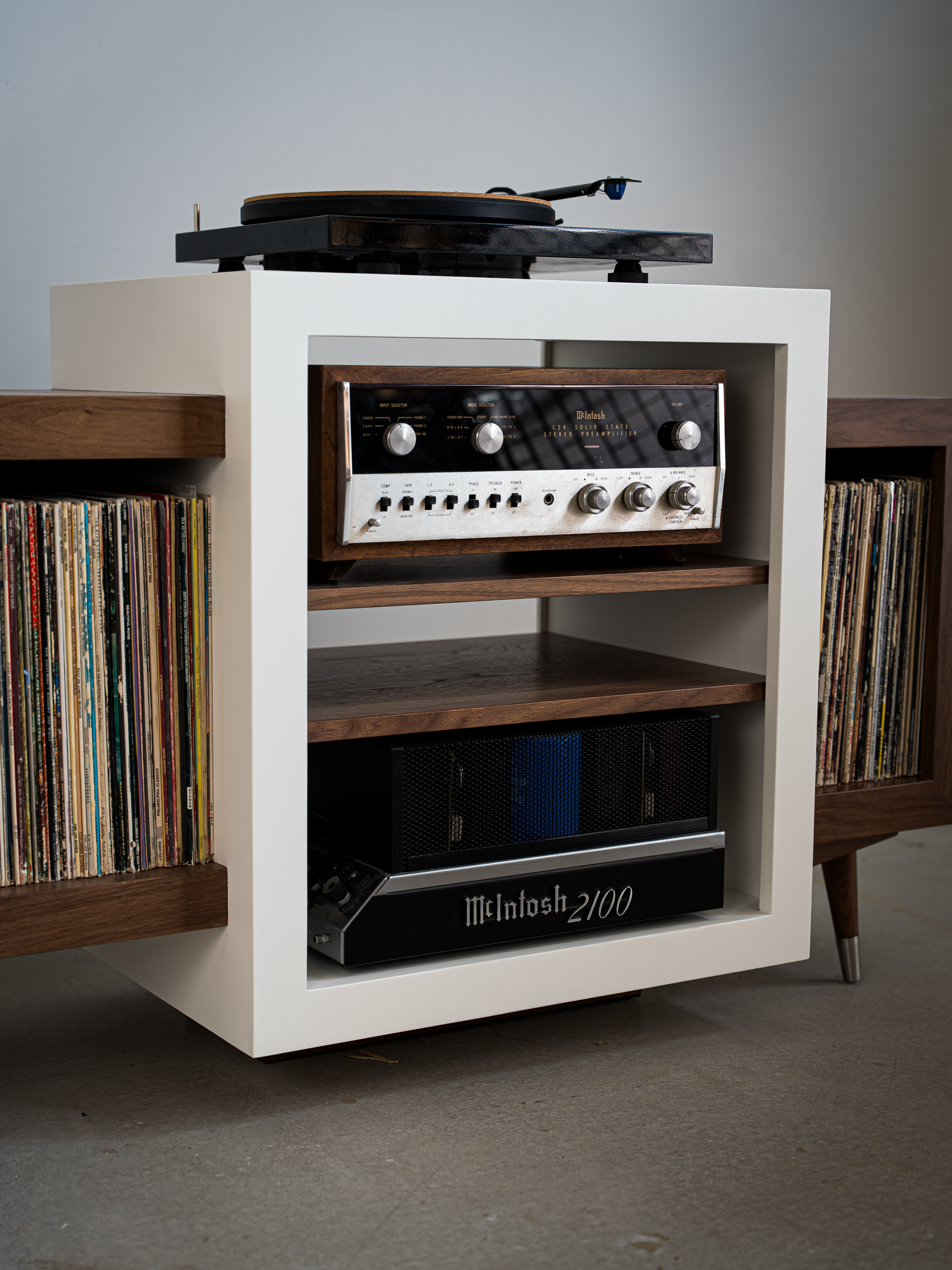 Cervantes Stereo Cabinet