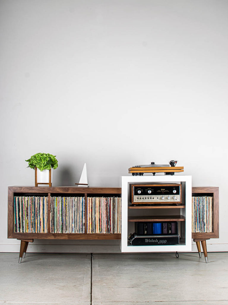 Cervantes Stereo Cabinet