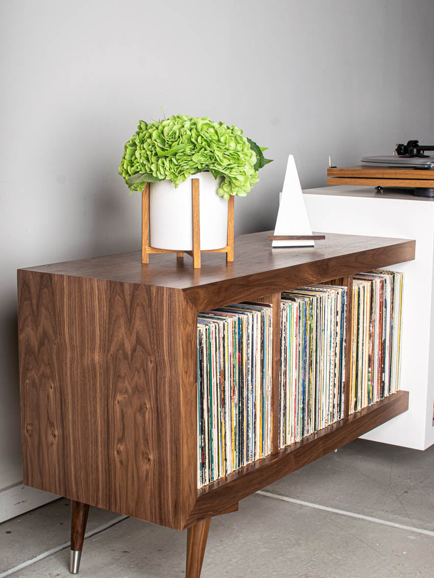 Cervantes Stereo Cabinet – Tactile Audio Furniture